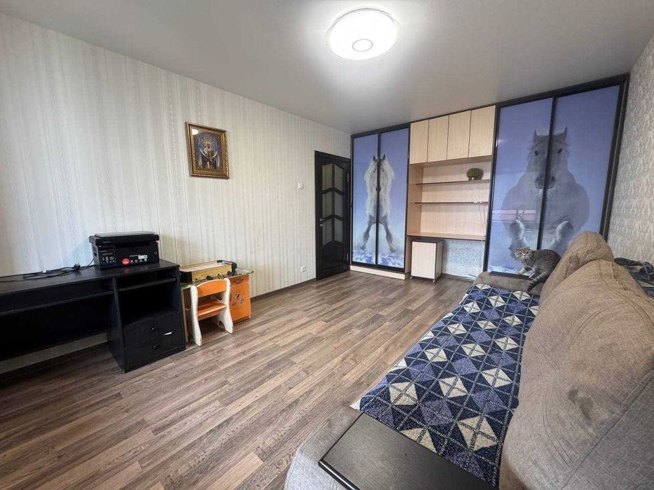Придаж трикімнатної квартири 78 м., метро Теремки, Магелан