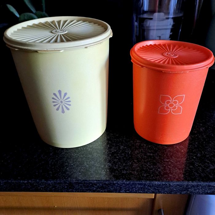 Caixa laranja tupperware vintage