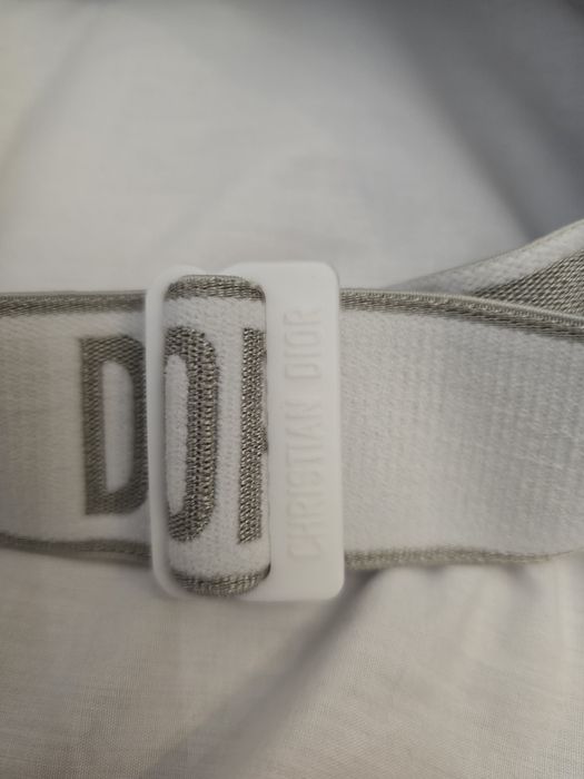 Piękny  ORYGINALNY Daszek  Christian Dior