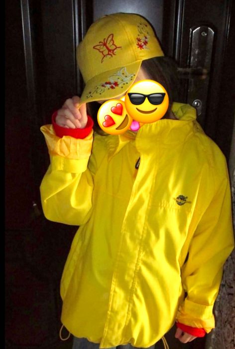 Кепка і шапка, Курточка  для дівчинки жовта