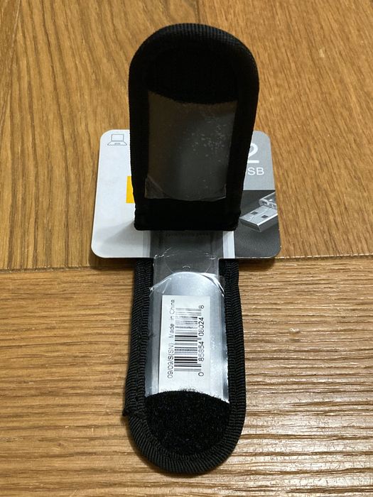 CaseLogic etui na 2 x USB pendrive / flash drive