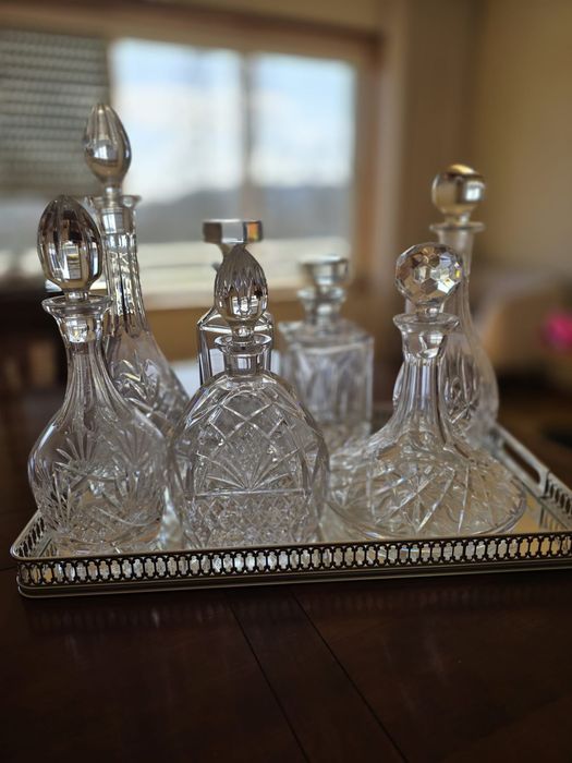 Garrafeiras e vinhos