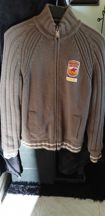 Casaco Homem T: S; reversível Cor: verde seco e bege