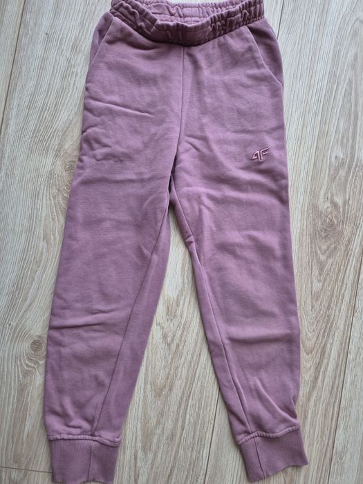 Spodnie dresowe 4F