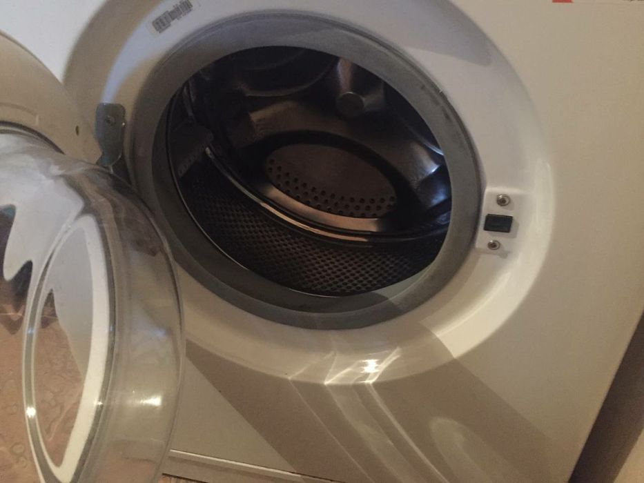 Продам Indesit w81
