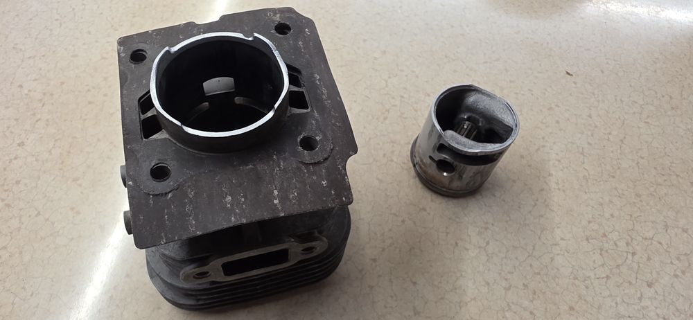 Husqvarna 525 bx cylinder i tłok