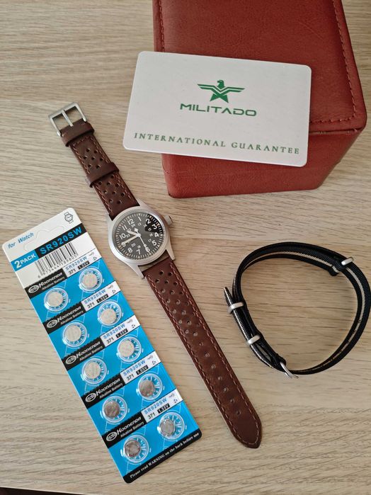 Relógio Militado, 38mm, Safira, Mov. VH31, 2 braceletes, 1 pilha, Novo