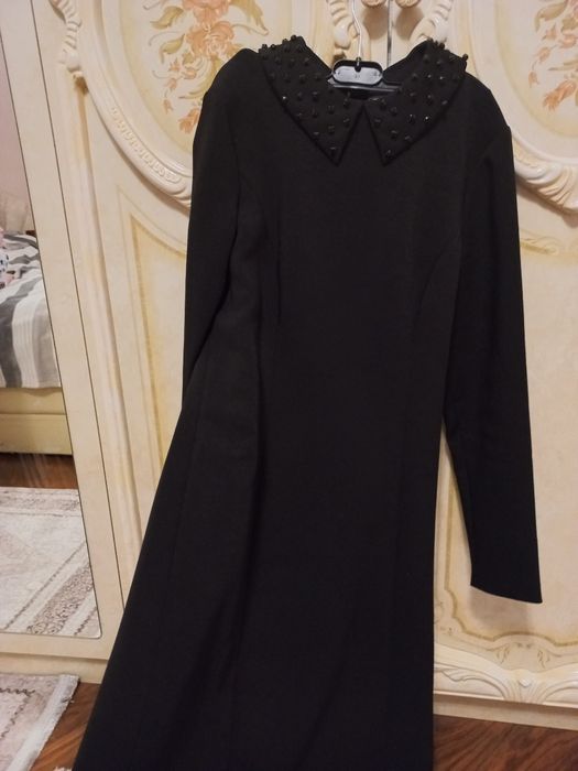 Плаття фірмове чорне