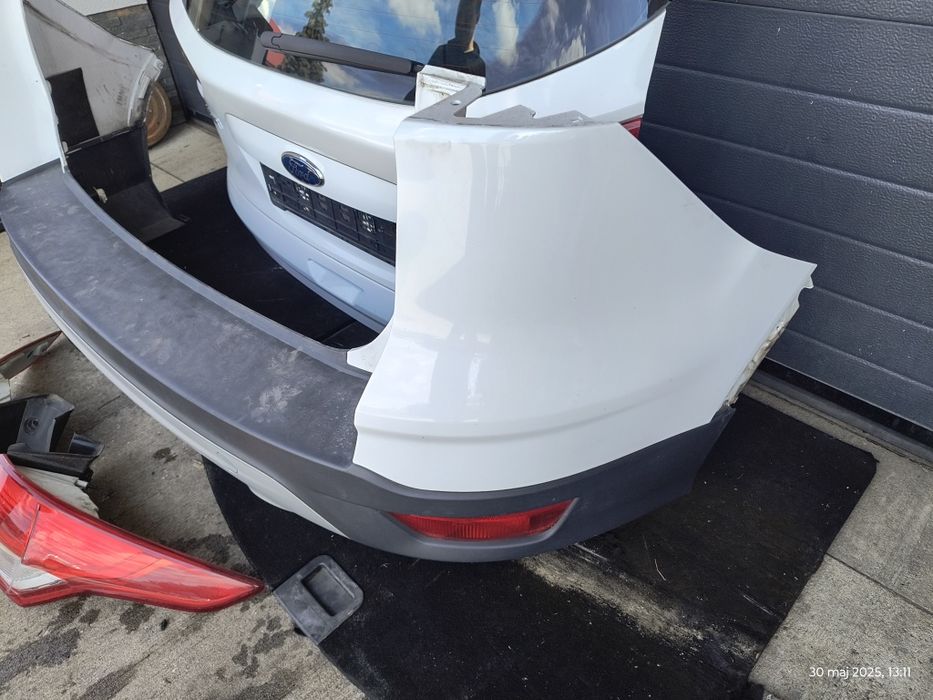 Kuga mk2 klapa zderzak lampy belka tył komplet AD