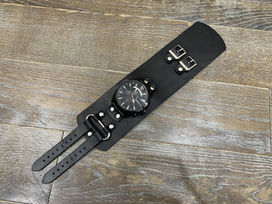 Не прошитый плоский кожаный ремешок с напульсником ручной работы