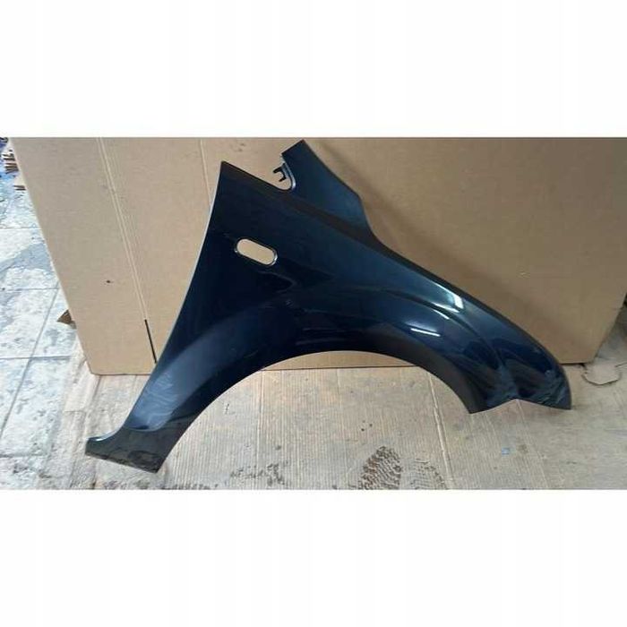 Праве та ліве крило від Ford Focus 2 2004-2011 року