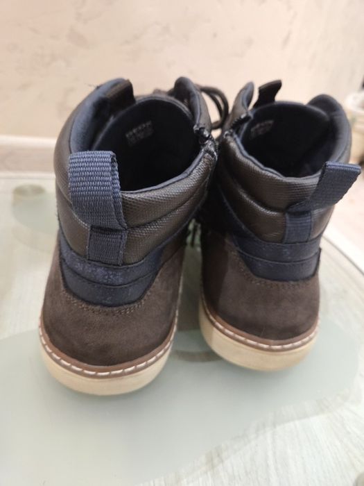 Ботінки Geox  45-46