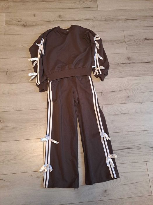 Продам костюм для дівчинки