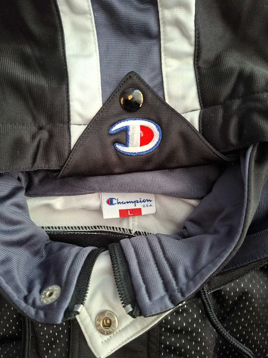 Casaco com capuz CHAMPION tamanho L