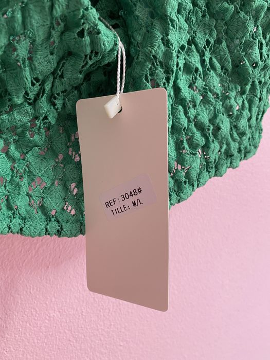 Crop Top verde em crochet rendilhado  M/L (novo)