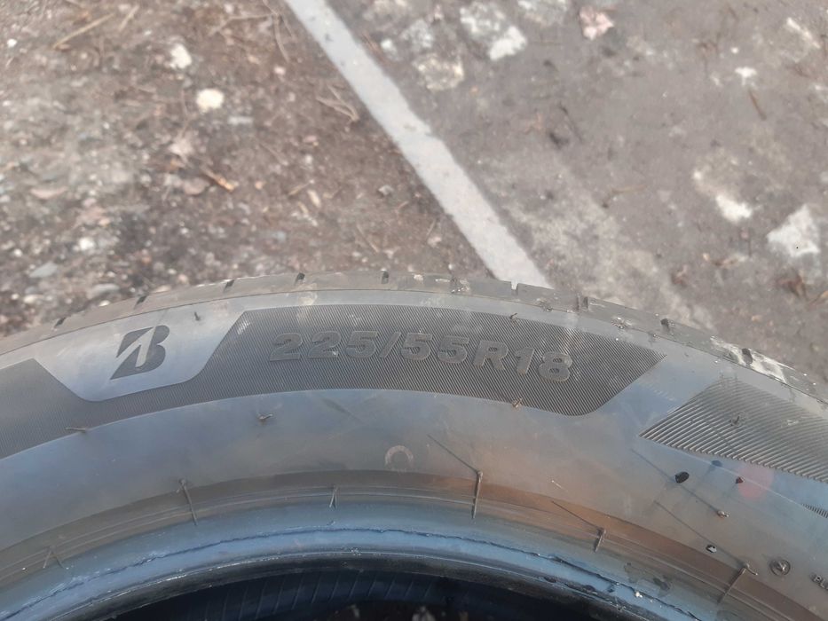 Opony letnie Bridgestone 225/55/18 cztery sztuki