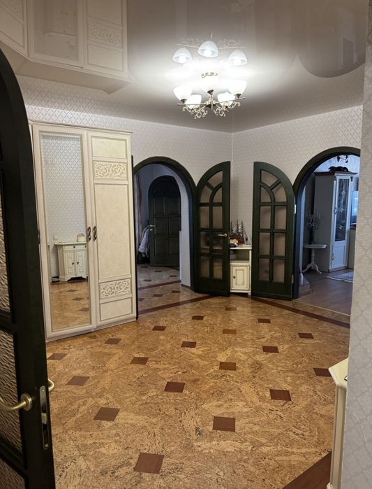 Продам 4х ком.квартиру на ул.Антановича ( Свердлова)