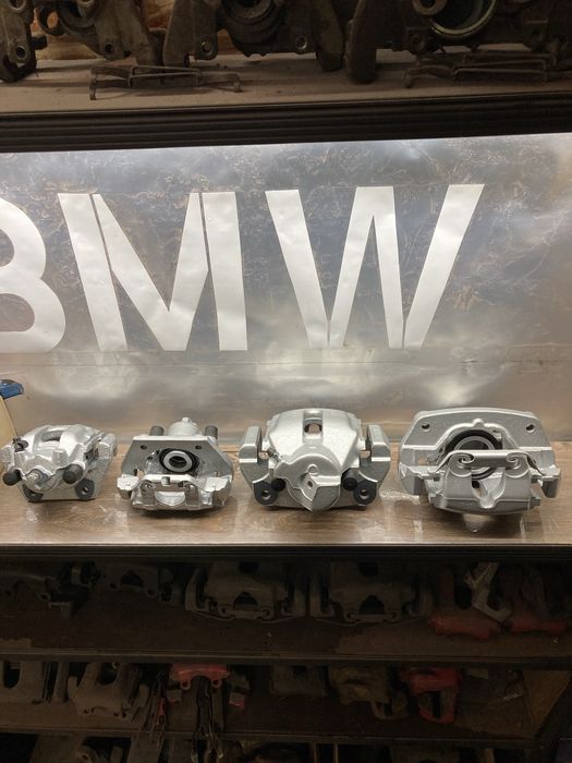 Суппорта на BMW E53 X5 (передні та задні, лівий та правий)