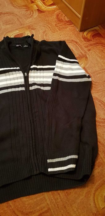 Sweter męski na zamek