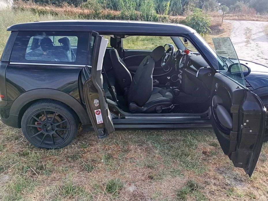 Carrinha mini compacta e espectacular