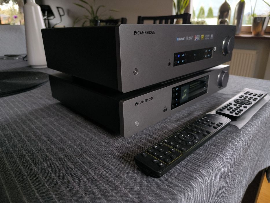 Cambridge Audio CXA81 + CXN V2