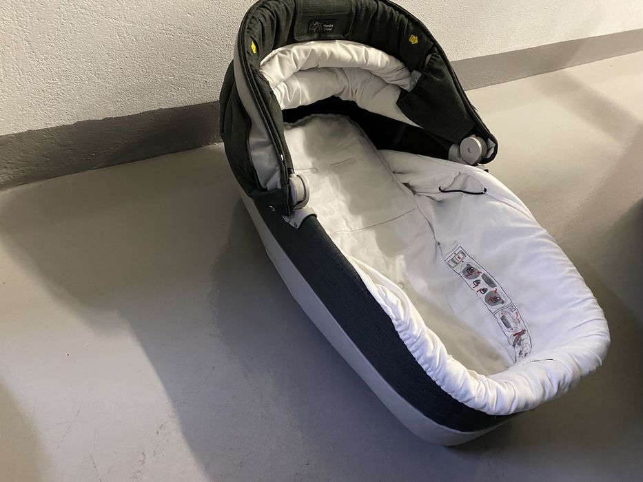 Carrinho - trio bebecar com ovo, cadeira e alcofa