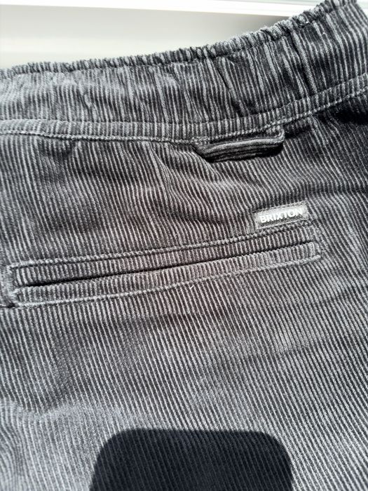 Calçoes Levi’s e Brixton