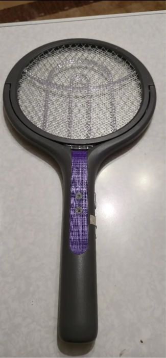 Raquete eletrica para melgas e mosquitos