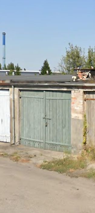 Garaż murowany ul. Lotnicza Budowlanych