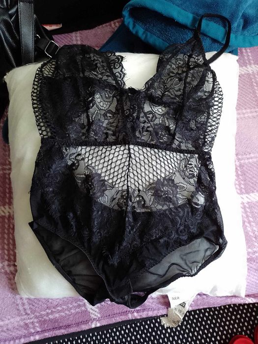 Body koronkowe plus dodatek
