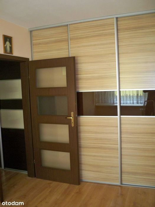 3pok. balkon , ciepłe słoneczne, rozkładowe - os. Dolnoąsląskie