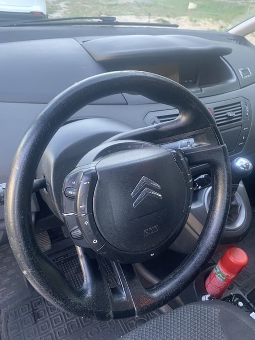 Ситроен с4 Пикассо отличное состояние или обмен на бус пассажир