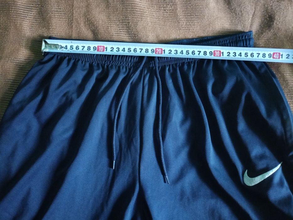 Спортивные штаны Nike