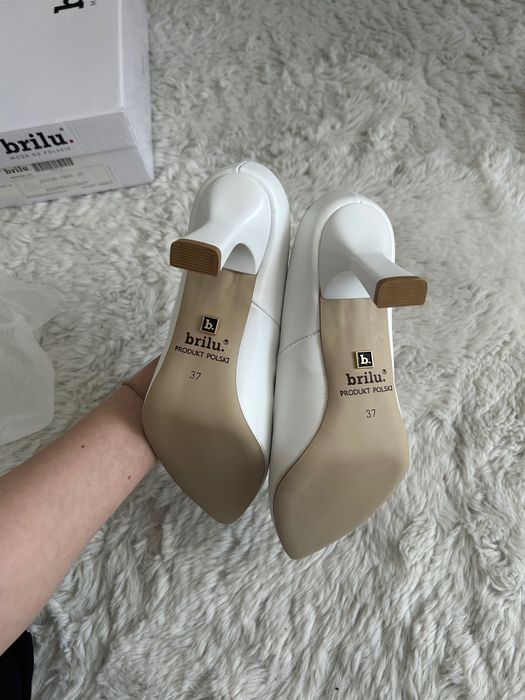 Buty ślubne brilu