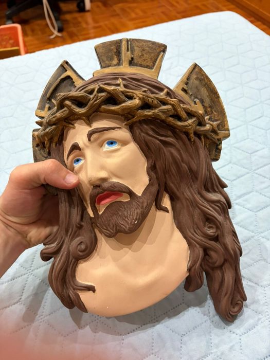 Jesus em gesso.    .