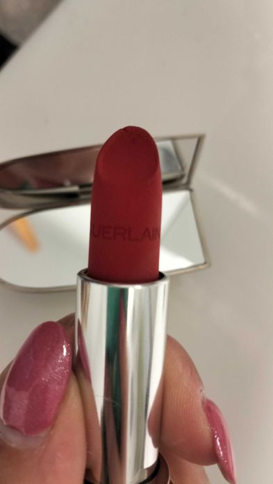 Batom Guerlain com espelho