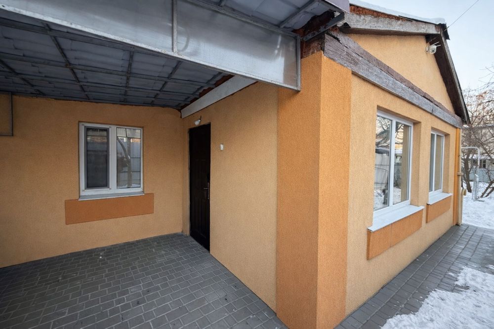 Терміново! Продам будинок з меблями і технікою у Вінниці