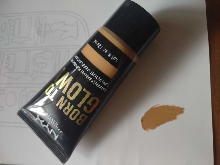 Łap super okazję !!!  Profesjonalny  fluid  podkład   kryjący  rozświetlający   NYX   Professional   Born  To   Glow !