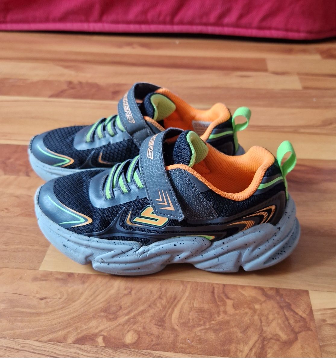 Sketchers 33 new arrivals