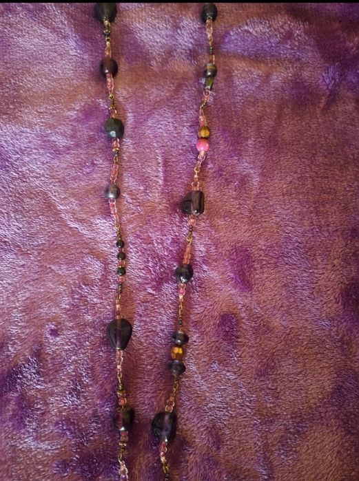 Colar tons roxo e rosa