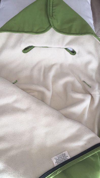 Saco térmico (ninho) marca BebéConfort para ovo ou carrinho passeio