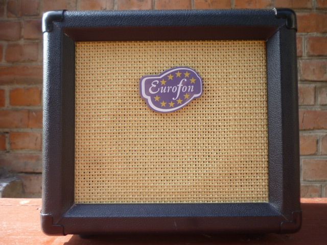 Eurofon CG10 комбік  для електрогітари