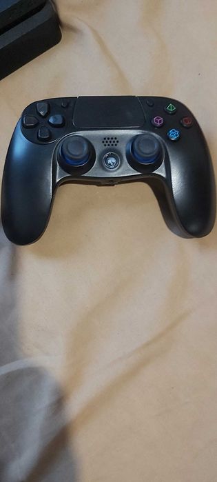 PS4 Slim 500 GB Preta