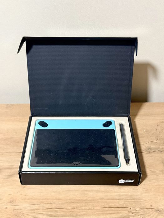 Tablet graficzny Wacom Intuos Draw Small Mint Blue
