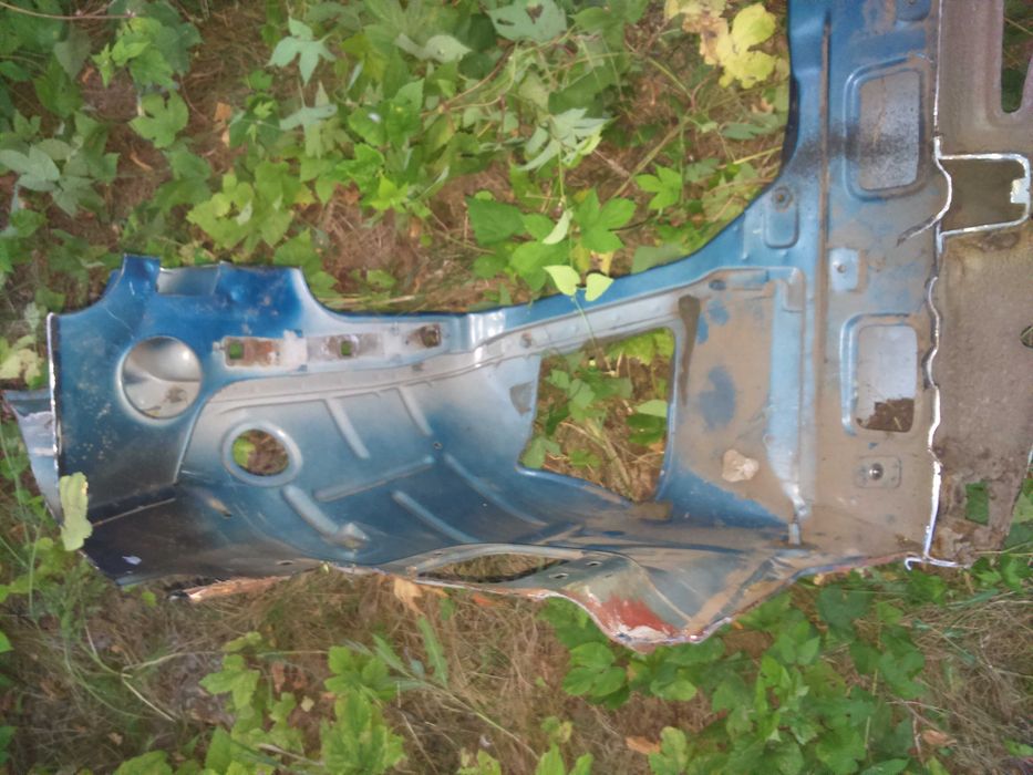 Задня частина кузова Lancia Dedra