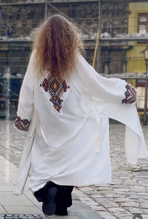 Вишиванка подовжена