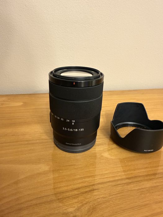 Sony 18-135mm 3.5-5.6