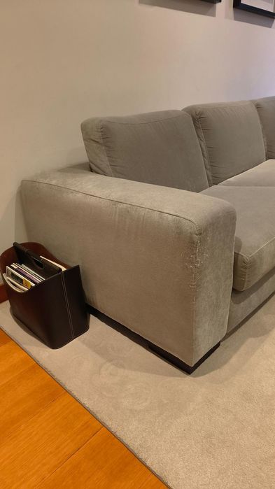 Sofá com Chaise Longue