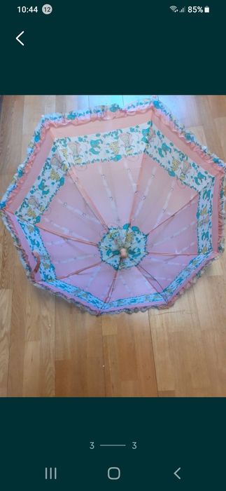 Chapéu chinês. Decorativo com desenhos pintados*