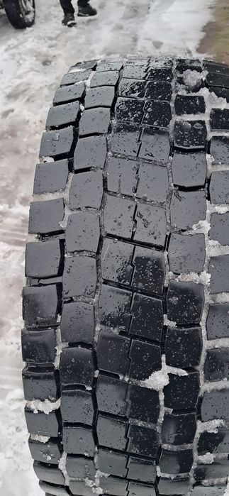 Продам резину б/у. DOUBLESTAR. 315*60*22.5